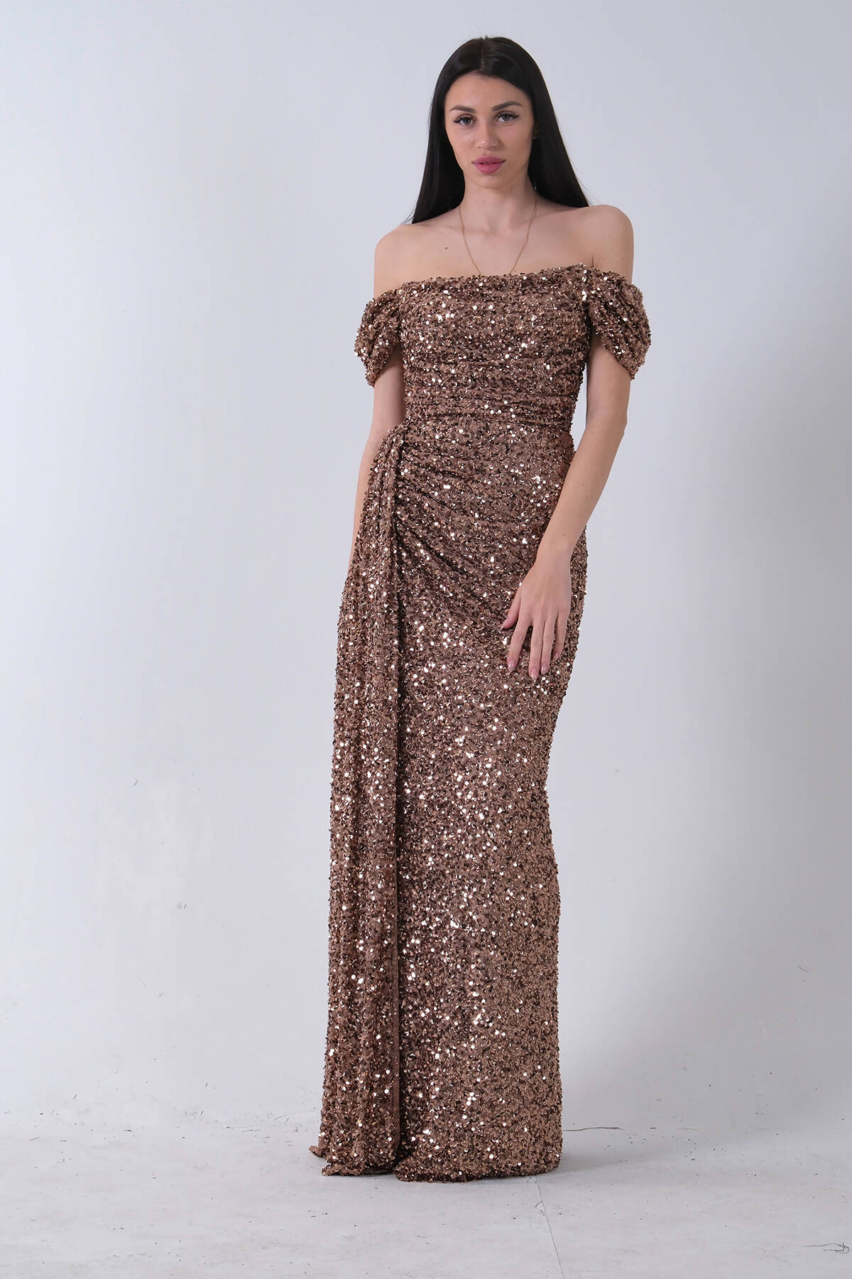 Bakır Kadın Omzu Açık Payetli Yırtmaçlı Uzun Abiye Elbise 9705544.231 - Ardanewline