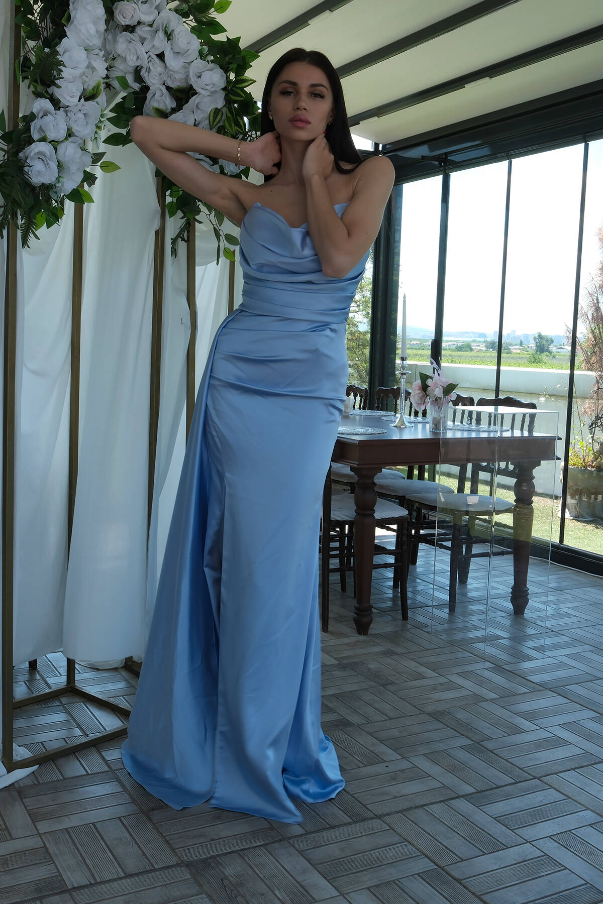 Bebe Mavi Straplez Drape Detaylı Yırtmaçlı Saten Kumaş Abiye Elbise 1607209.449