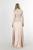 Bej Drape Ve Kuyruk Detaylı Simli Abiye Elbise 6502422.55 - 5