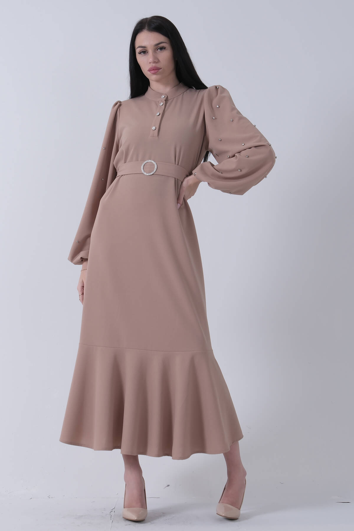 Bej Taş Detaylarla Süslenmiş Şık Elbise 4673002.55 - Ardanewline (1)