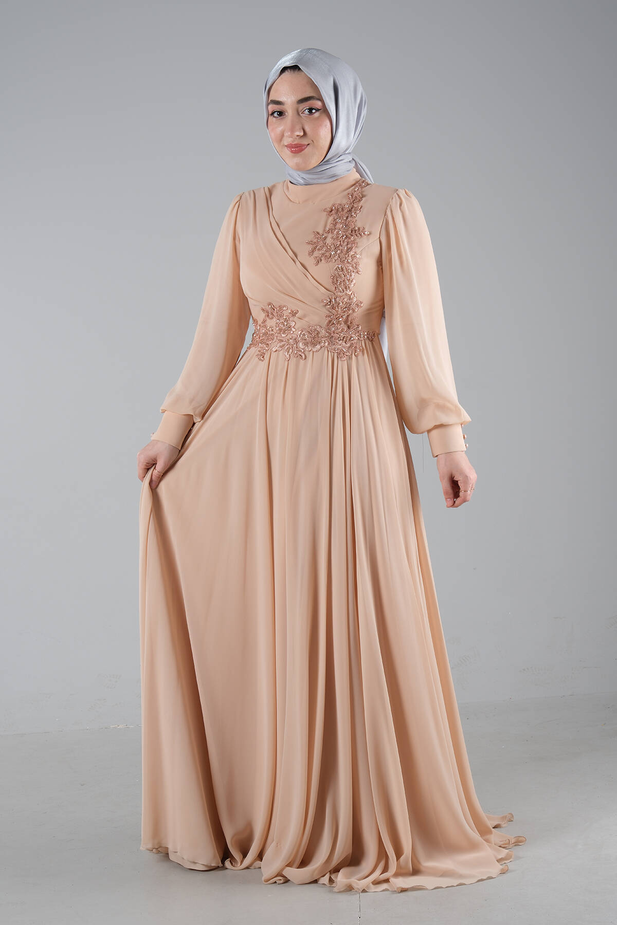 Bej Üzeri Taş İşlemeli Şifon Tesettür Abiye Elbise 6502316.55 - Ardanewline