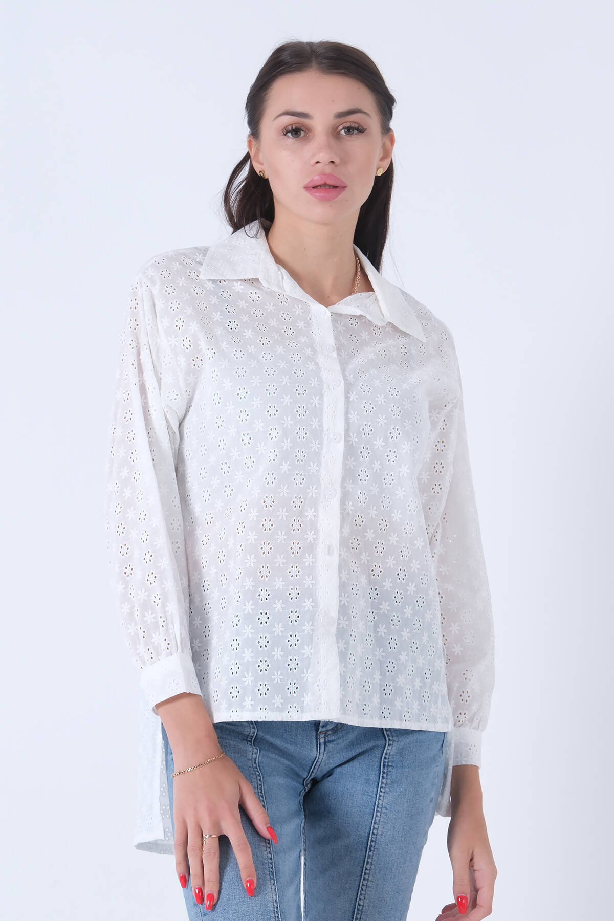 Beyaz Brode Detaylı Bluz 3972891.15 - Ardanewline (1)