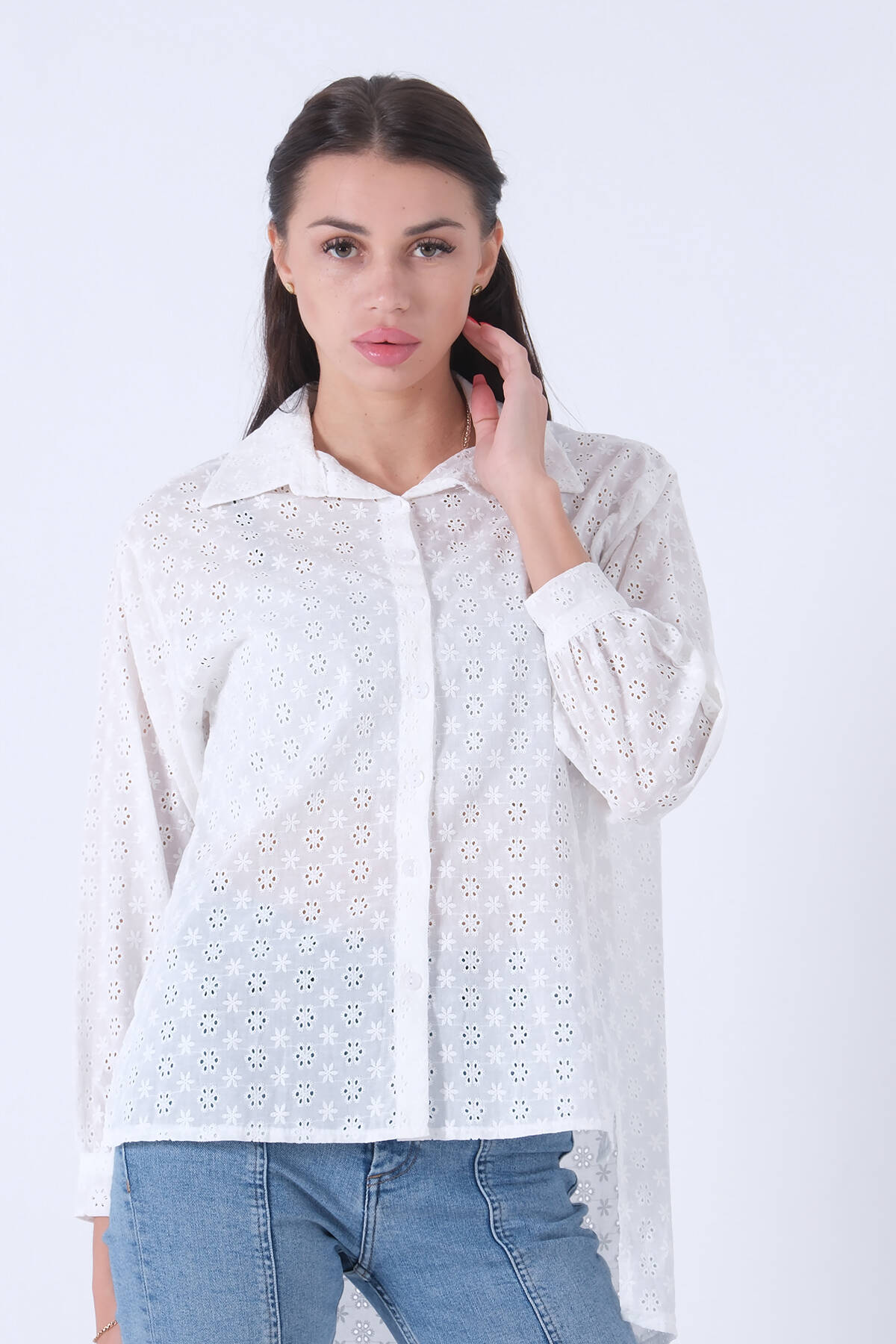 Beyaz Brode Detaylı Bluz 3972891.15