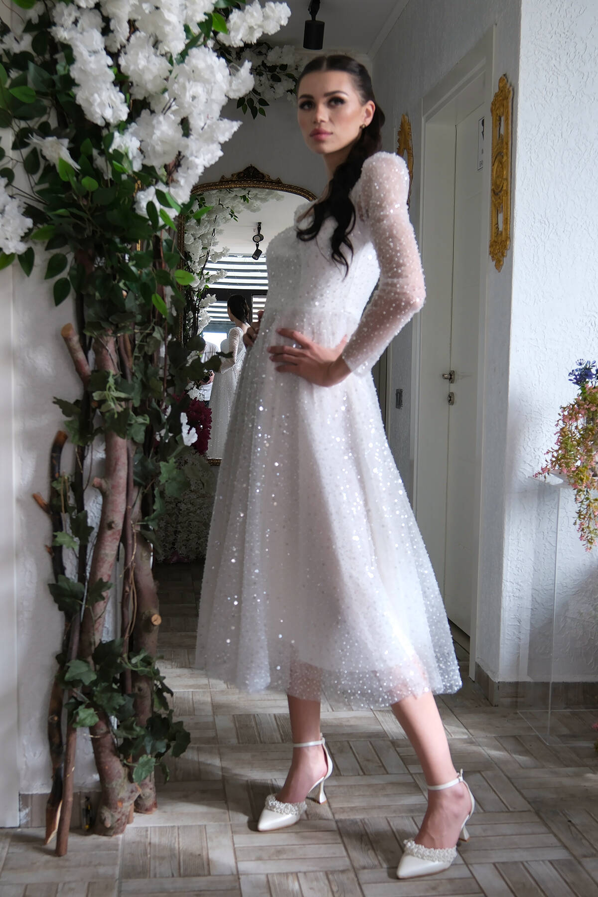 Beyaz Kare Yaka Pul Payetli Midi Boy Abiye 6502491.15 - Ardanewline (1)