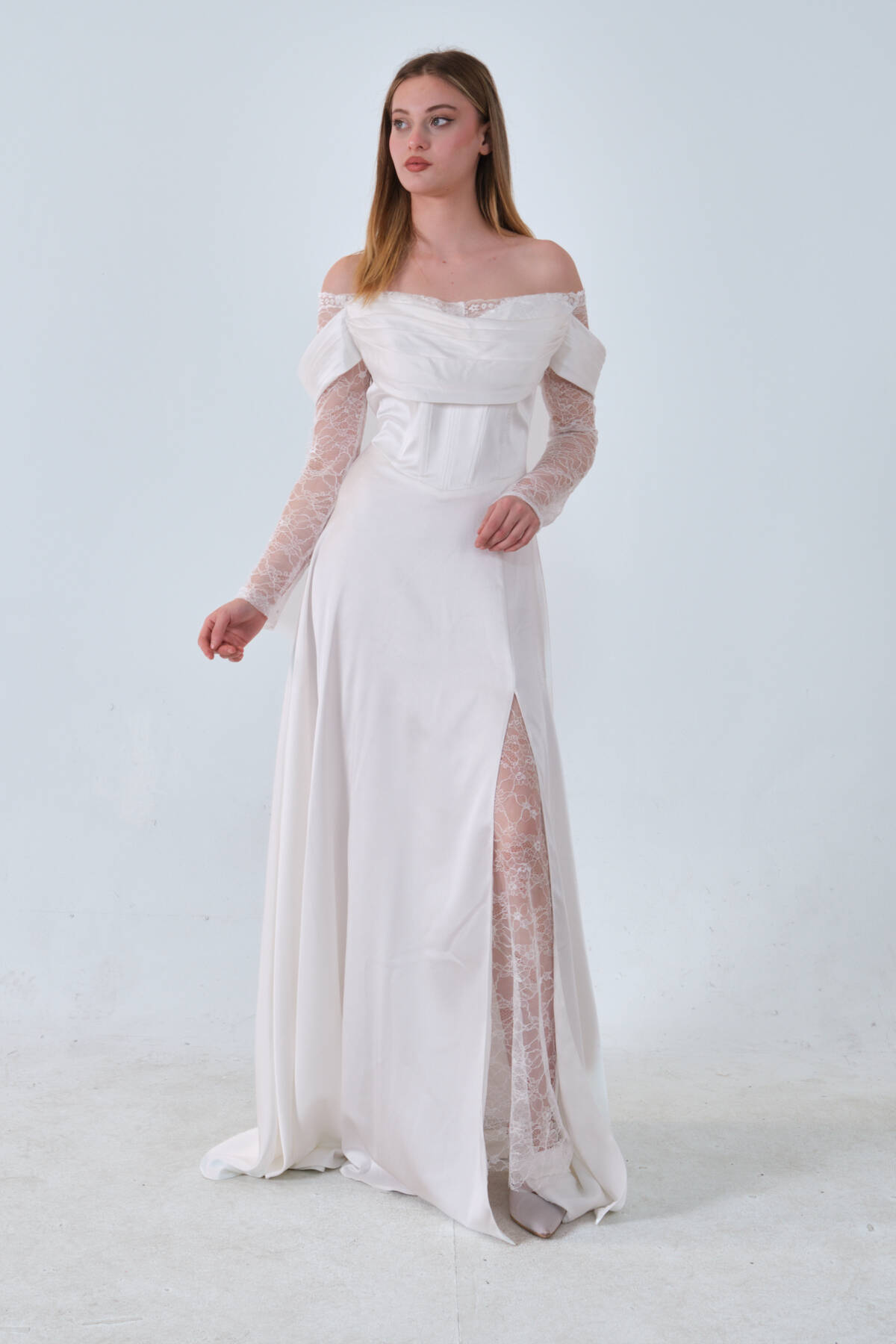 Beyaz Kolları Dantel Detaylı Drapeli Abiye 9705561.15 - Ardanewline (1)