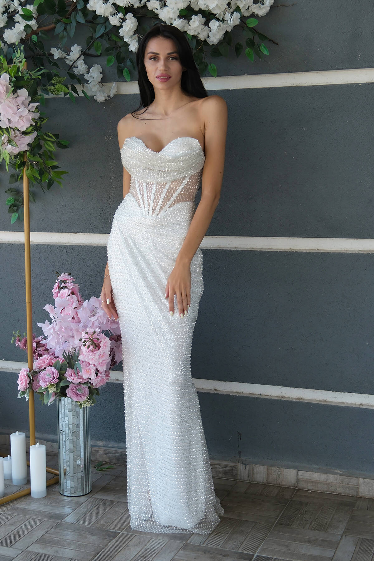 Beyaz Pul Taş İşlemeli Straplez Balık Abiye 9705304.15 - Ardanewline