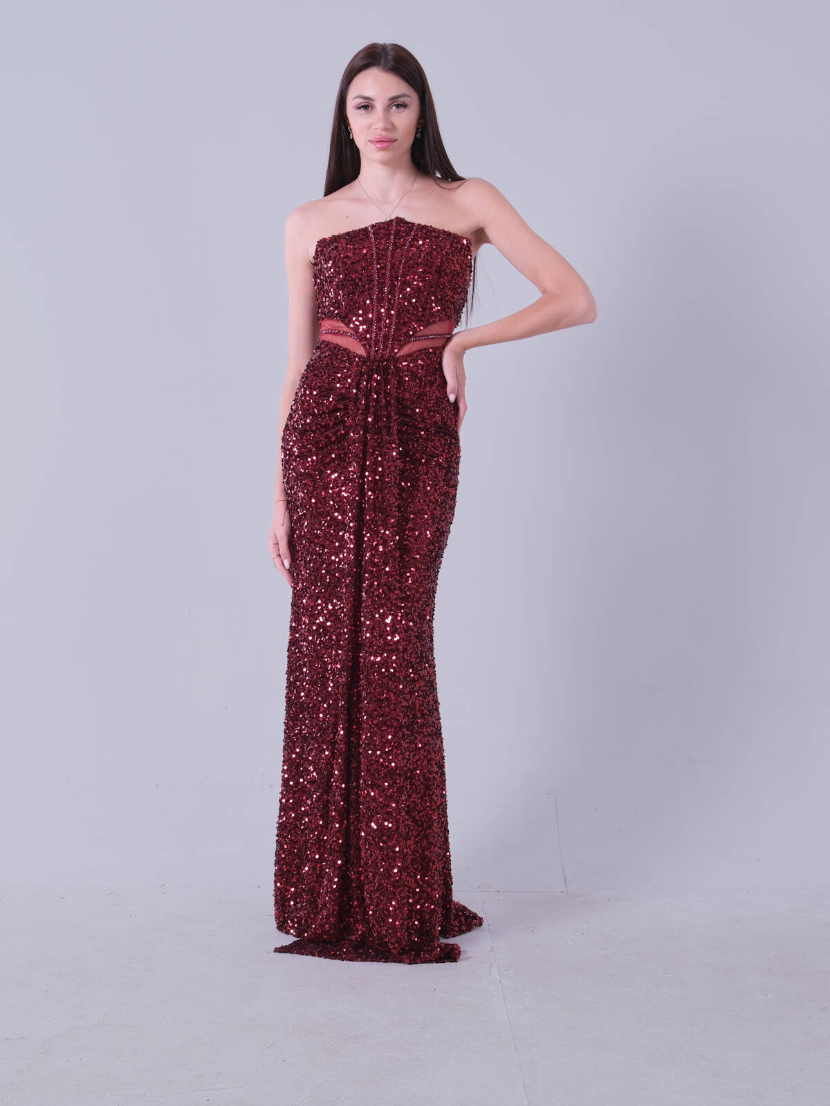 Bordo Önü Taş Detaylı Yırtmaçlı Pul Payet Straplez Abiye 0801163.04 - Ardanewline