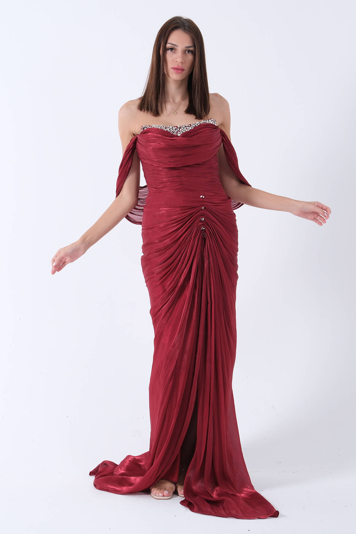 Bordo Yaka Taş Detaylı Düşük Omuz Abiye 9705906.04 - ArdaNewline
