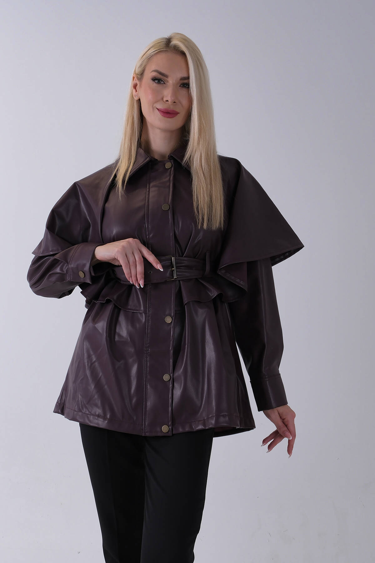 Bordo Yakalı Kendinden Pelerinli Kemerli Deri Ceket 5309366.04 - Ardanewline