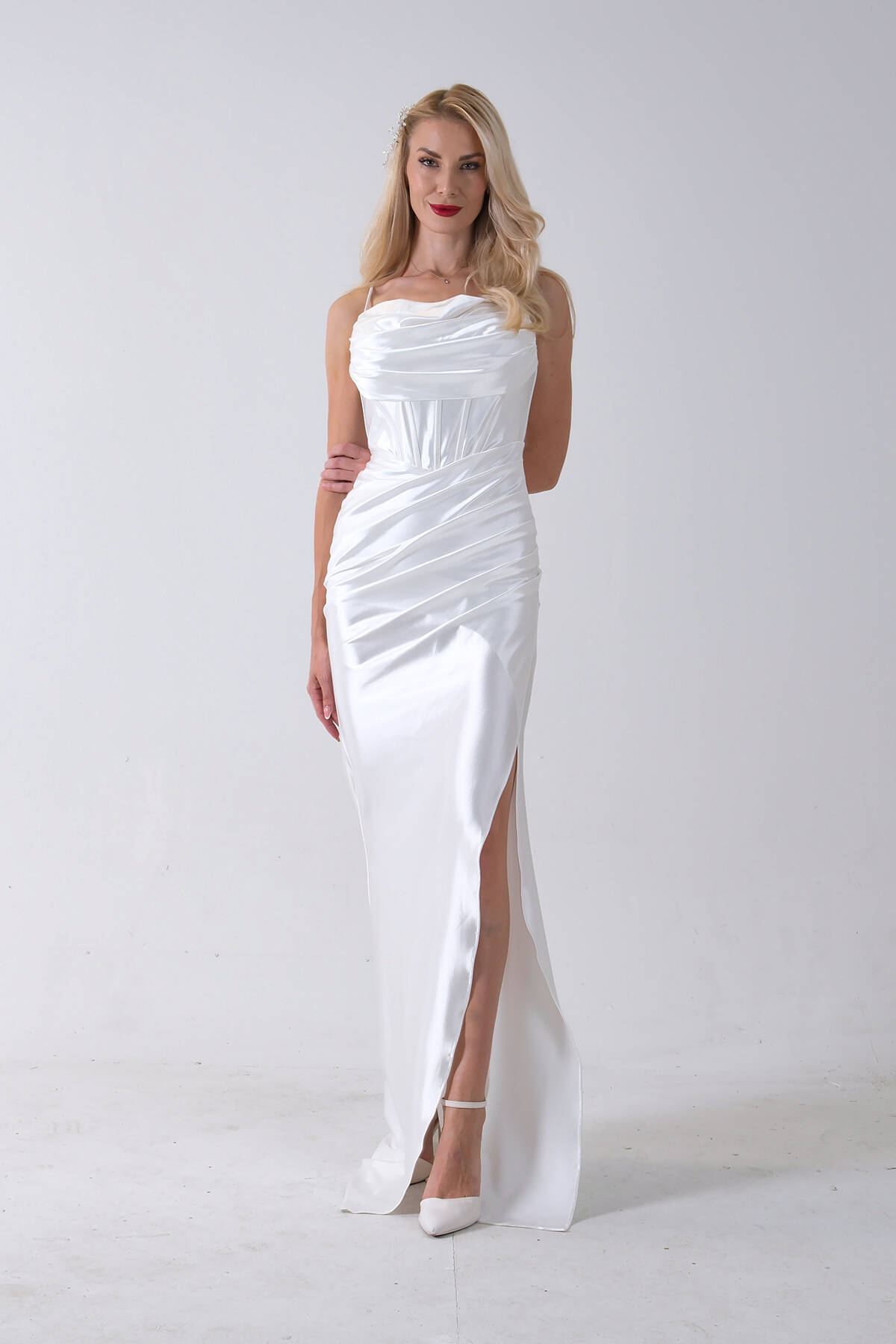 Ekru Sırtı Bağlamalı Yırtmaçlı Abiye 4522018.147 - Ardanewline