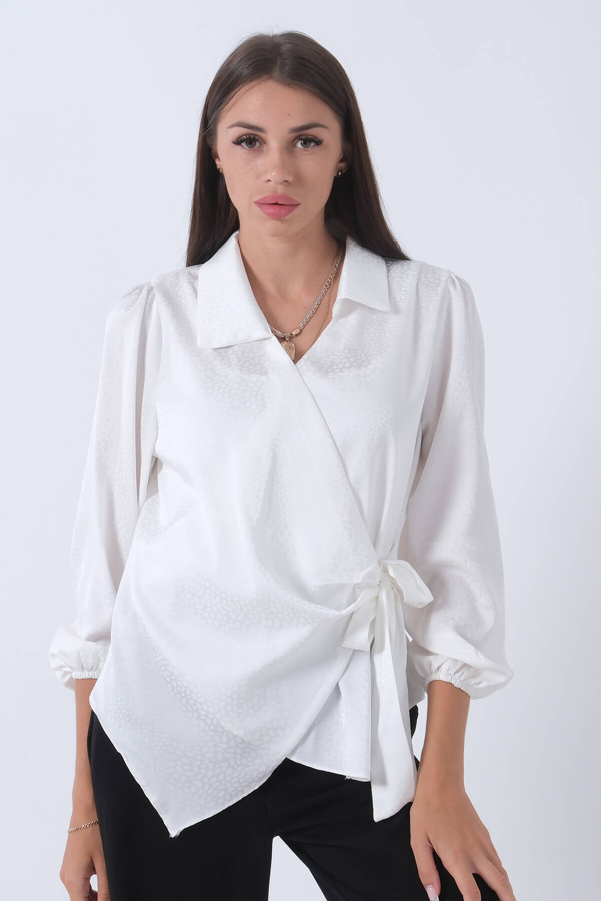 Ekru Yandan Bağlama Detaylı Bluz Gömlek 41620075.147 - Ardanewline (1)