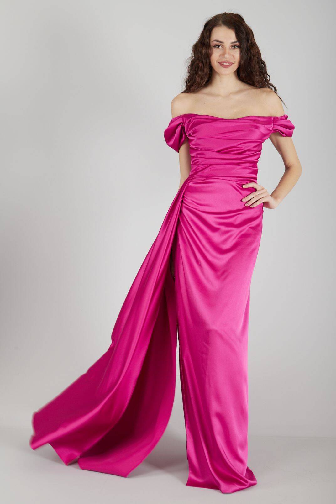 Ardanewline - Fuşya Drape Detaylı Saten Kumaş Abiye Elbise 9704858.12