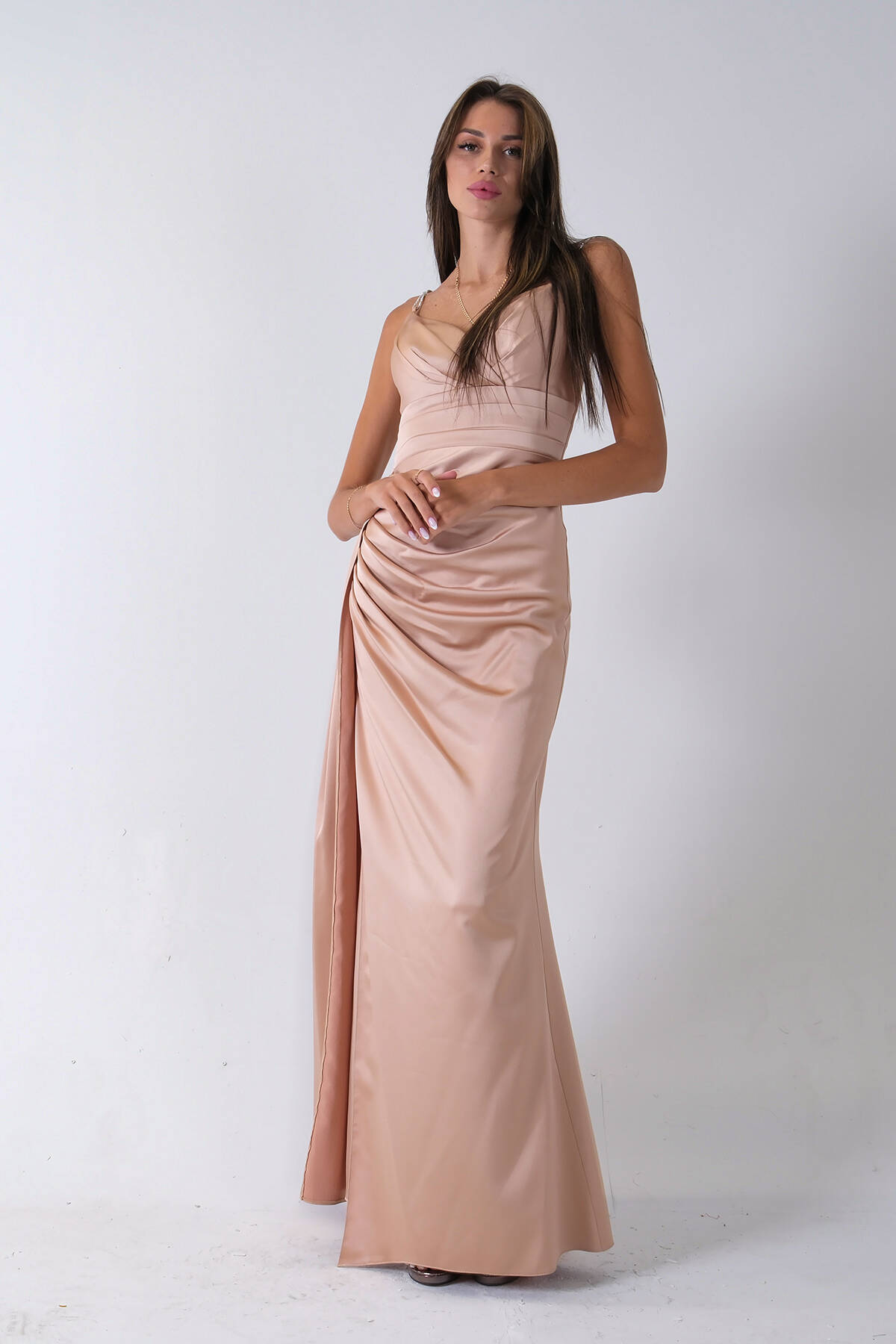 Gold Gümüş Askı Detaylı Yırtmaçlı Straplez Abiye 0801023.122 - Ardanewline