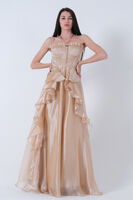 Gold Straplez Yaka Yırtmaçlı Eteği Fırfırlı Abiye 9705234.122 - 2