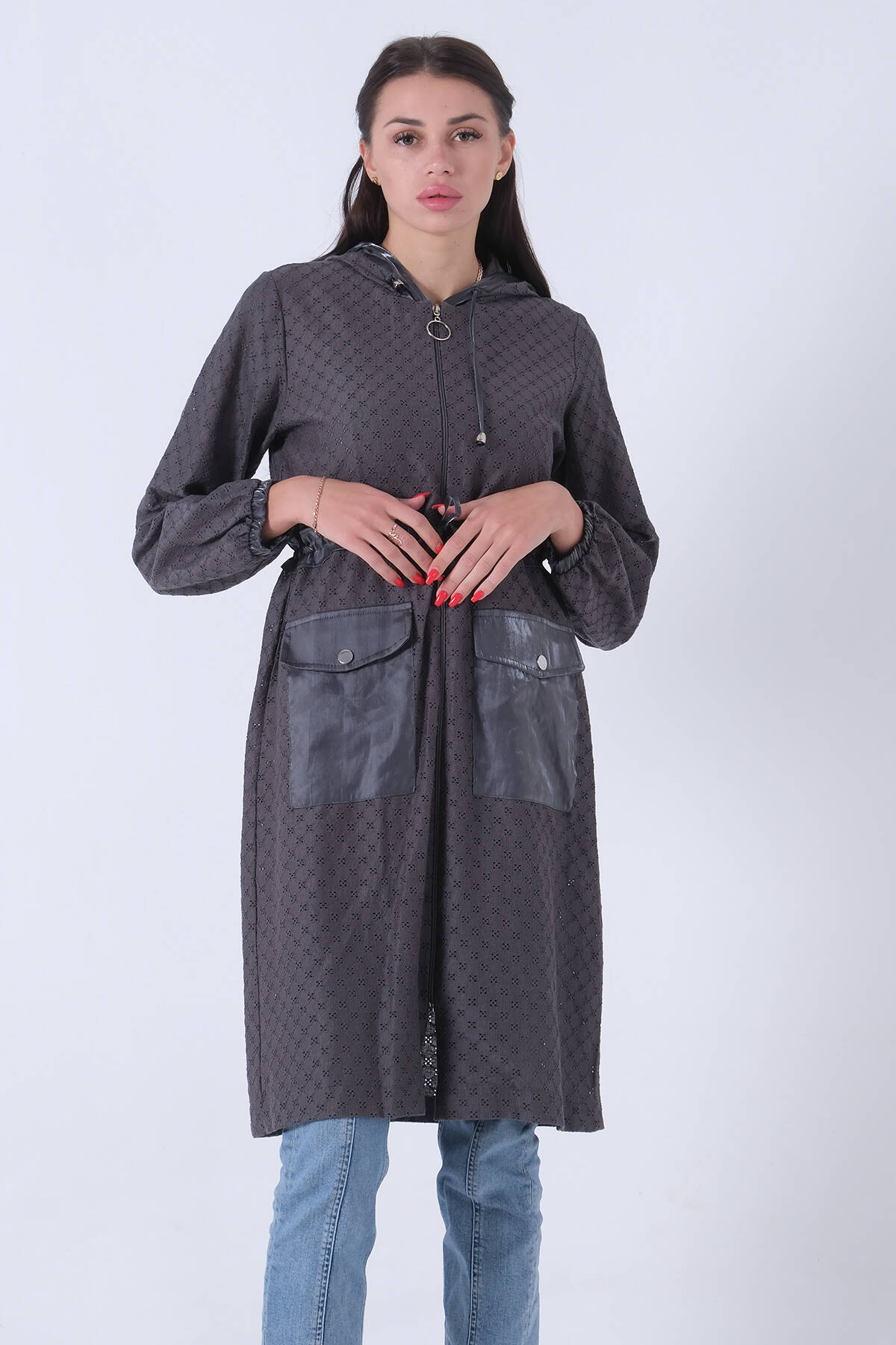 Gri Kanguru Cep Detaylı Bilek Lastikli Kapüşonlu Kap 0809026.06 - Ardanewline (1)