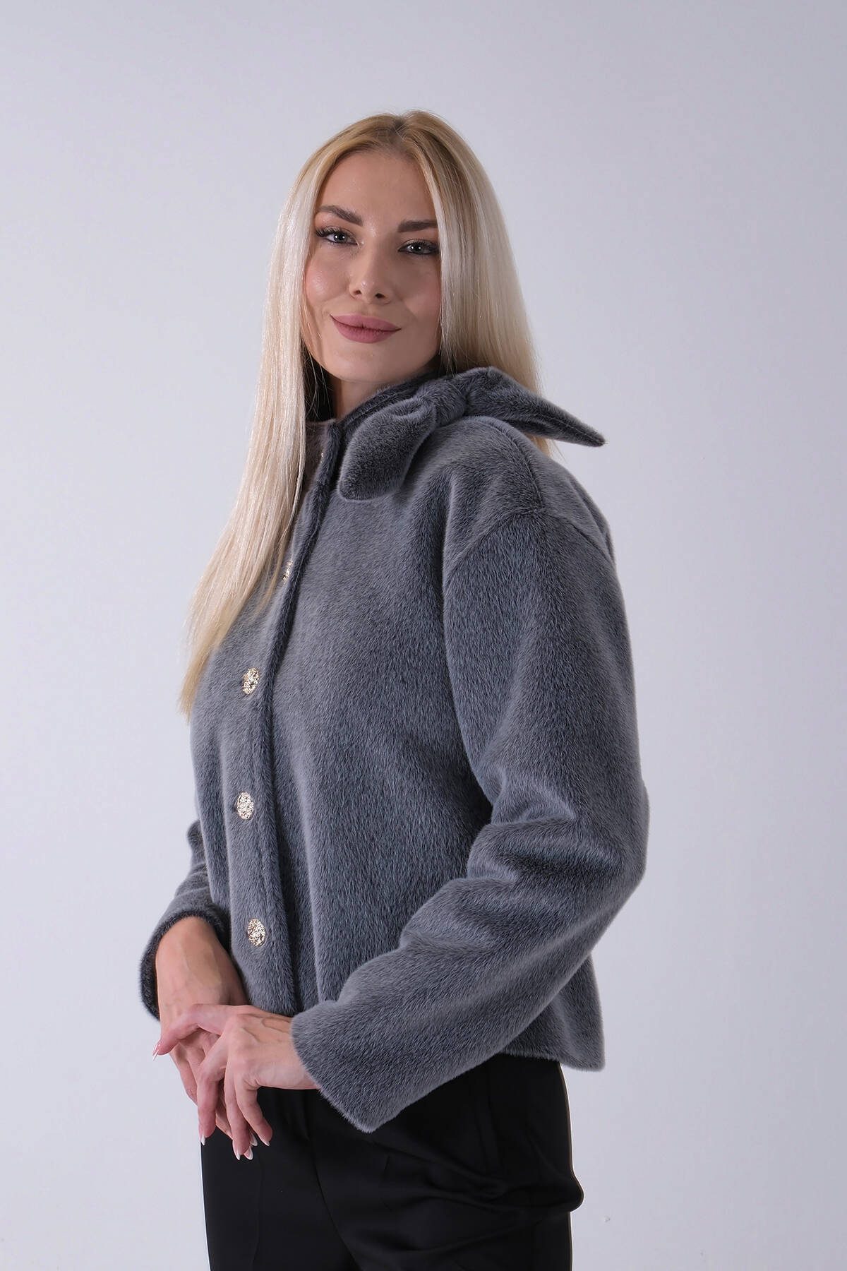 Gri Omuz Fiyonk Detaylı Düğme Kapamalı Kaşe Ceket 41630060.06 - Ardanewline