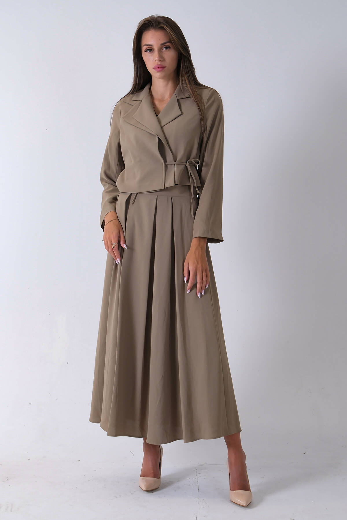 Haki Bel ve Bilek Bağlama Detaylı Crop Ceket Etekli Takım 4592249.23 - Ardanewline (1)