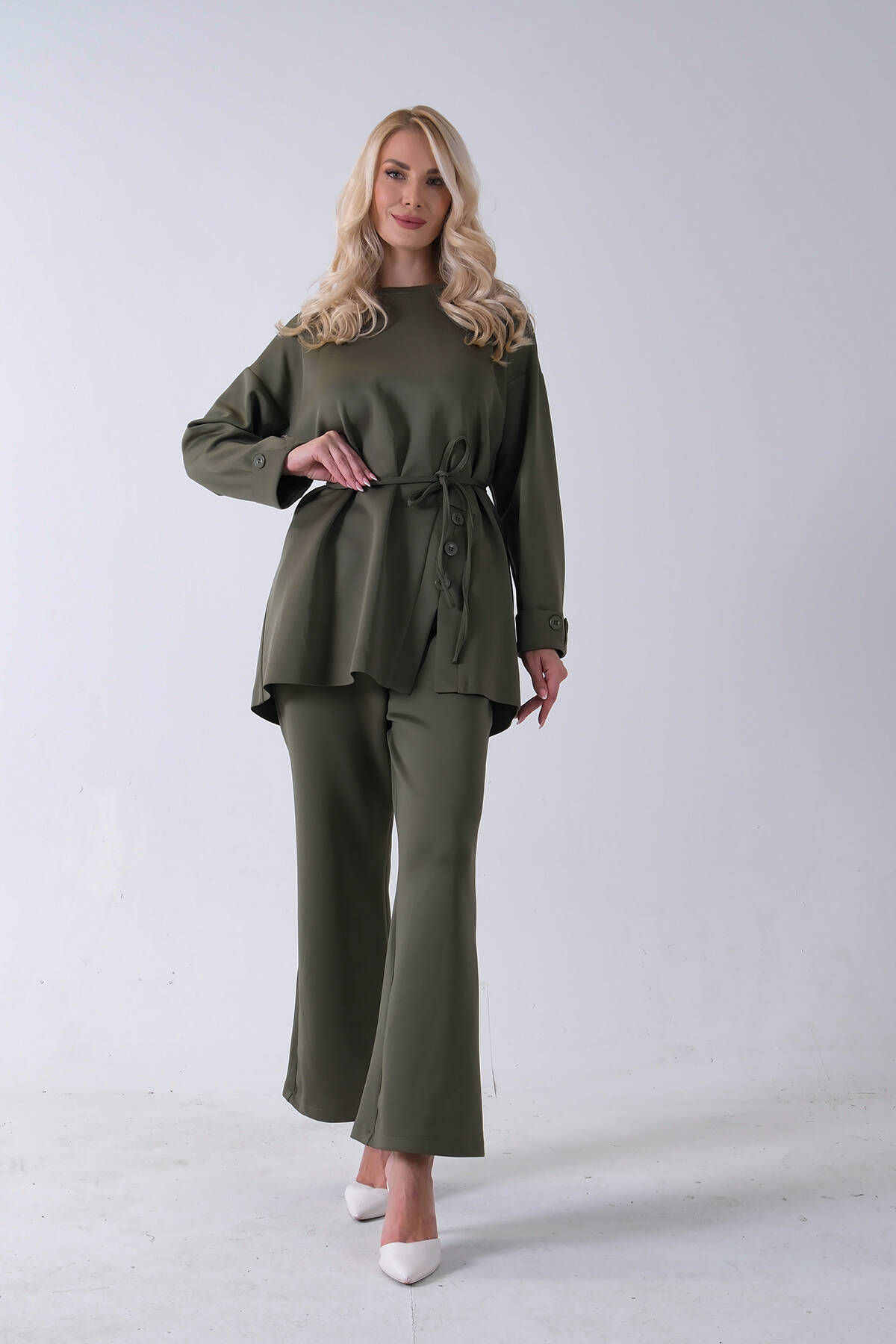 Haki Bisiklet Yaka Önü Düğme Kapama Görünümlü Pantolonlu Scuba Takım 4592265.23 - Ardanewline