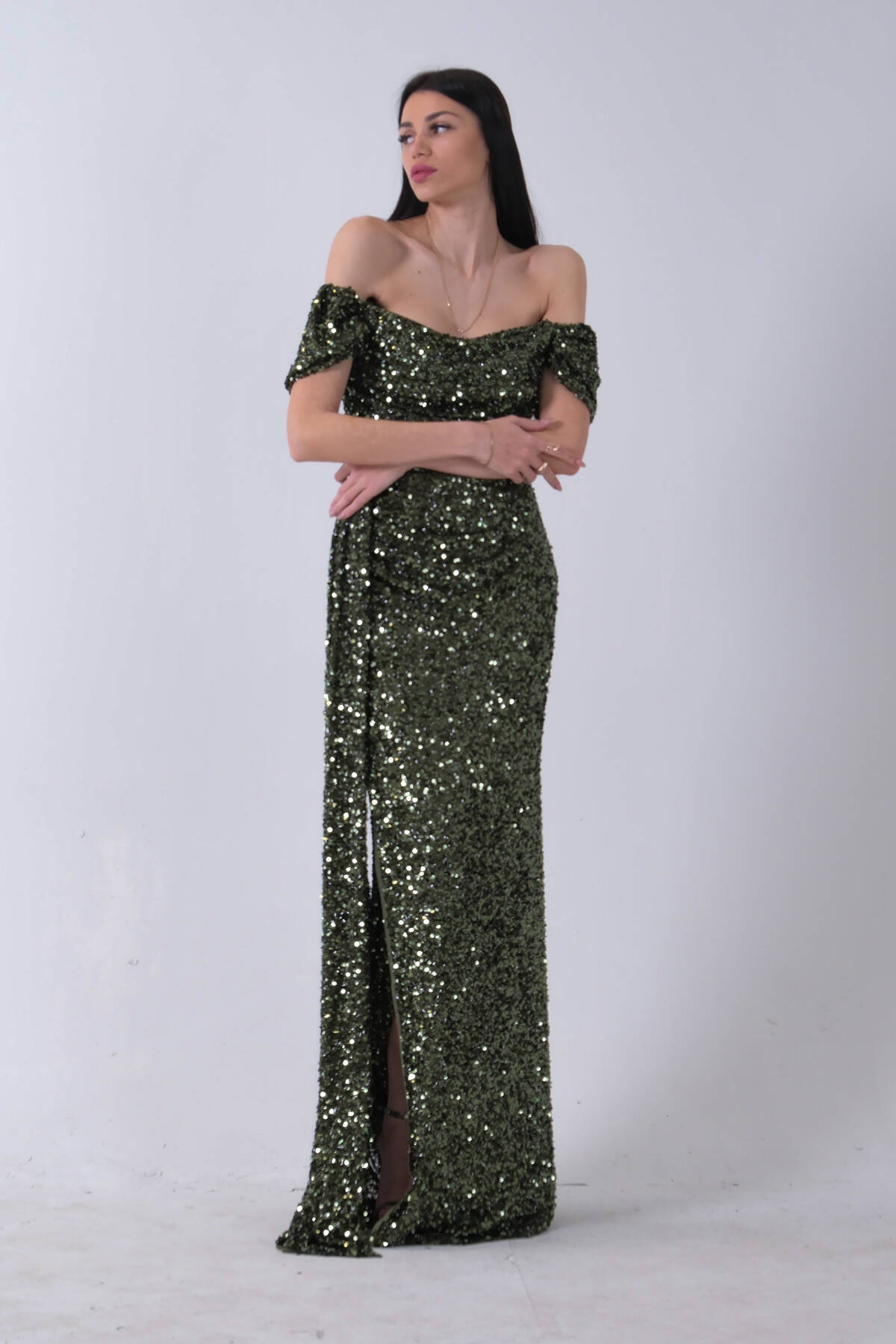 Haki Kadın Omzu Açık Payetli Yırtmaçlı Uzun Abiye Elbise 9705544.23 - Ardanewline (1)