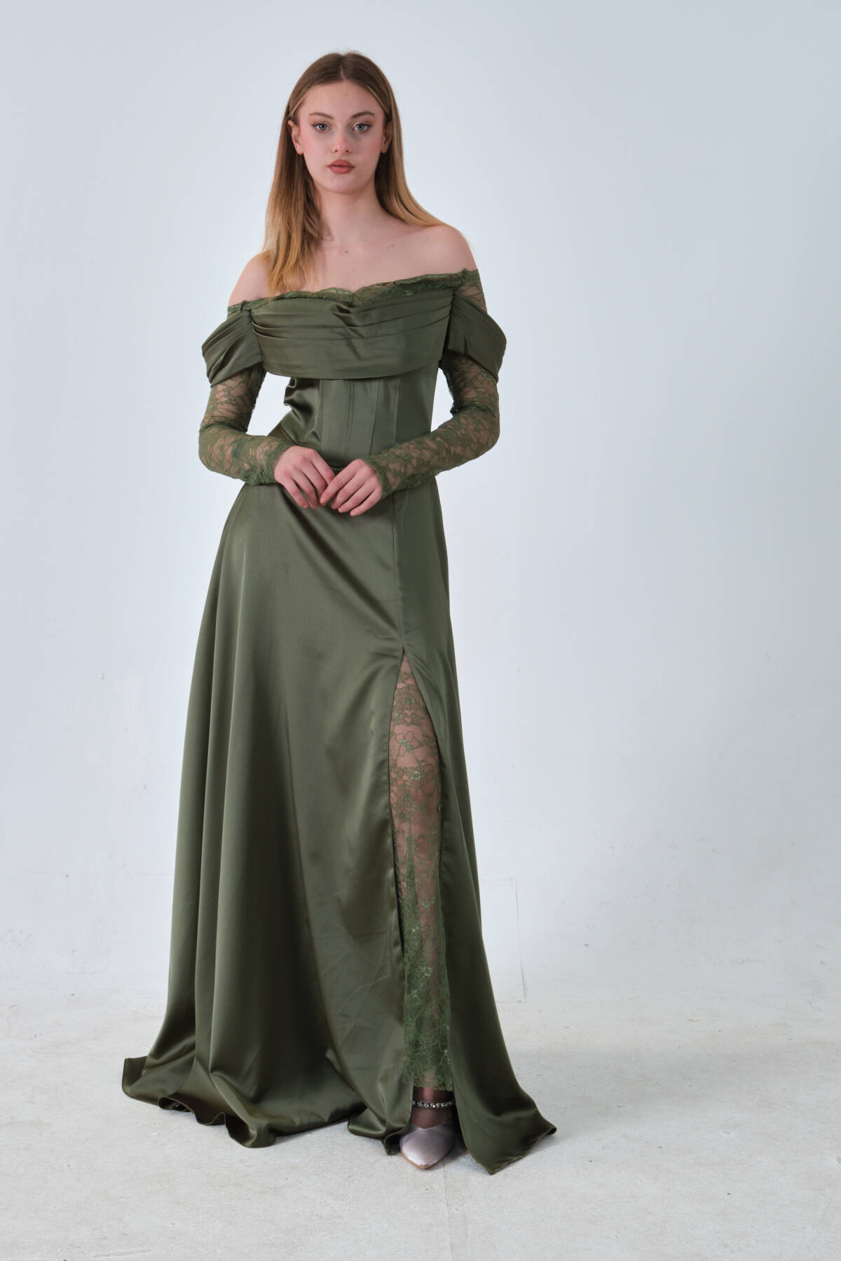 Haki Kolları Dantel Detaylı Drapeli Abiye 9705561.23 - Ardanewline