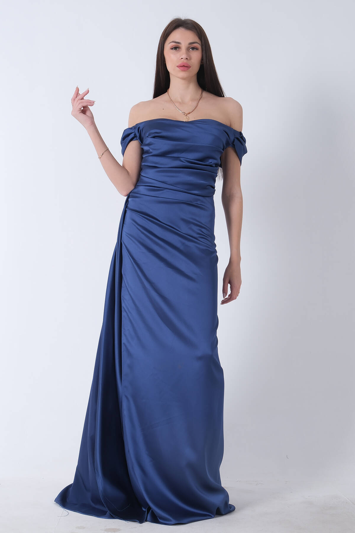 İndigo Drape Detaylı Saten Kumaş Abiye Elbise 9704858.98 - Ardanewline