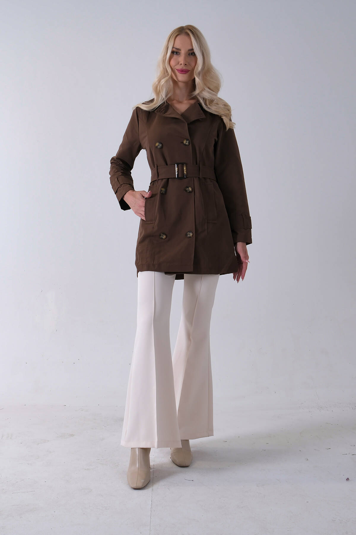 Kahve Bilek ve Omuz Apolet Detaylı Kemerli Düğme Kapamalı Trenç 4200829.05 - Ardanewline (1)