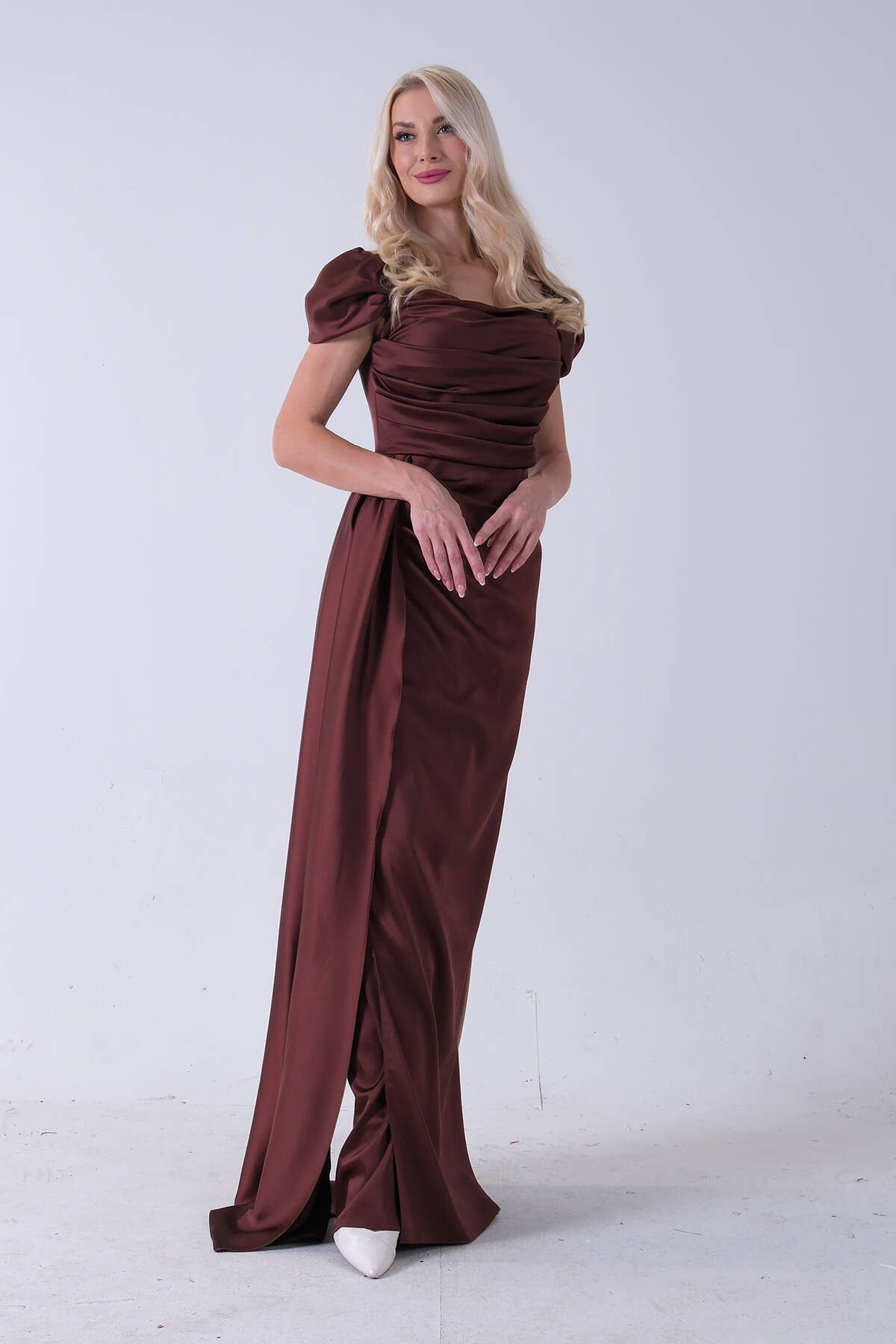 Kahve Drape Detaylı Saten Kumaş Abiye Elbise 9704858.05 - Ardanewline (1)