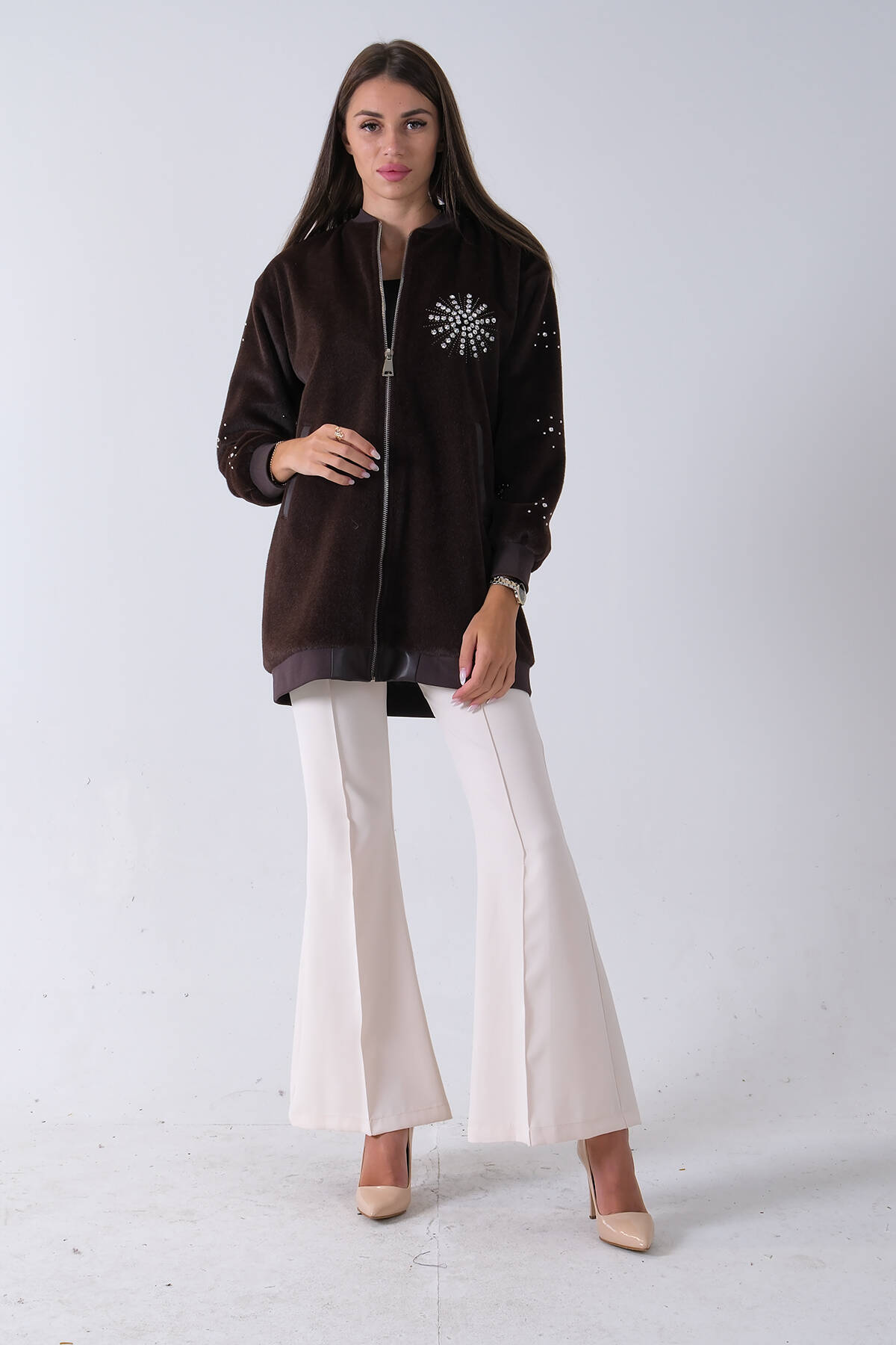 Kahve Üzeri Taş Detaylı Yandan Cepli Peluş Hırka 4701420.05 - Ardanewline