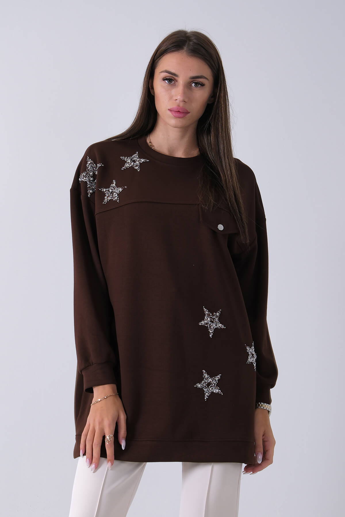 Kahve Üzeri Yıldız Desenli Taş İşlemeli Cep Görünümülü Tunik 940170258.05 - Ardanewline (1)