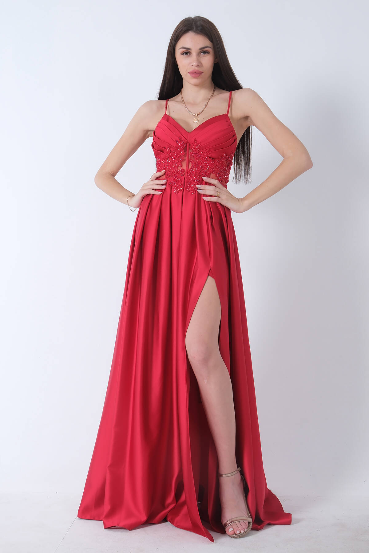 Kırmızı Yırtma Detaylı İp Askılı Saten Abiye Elbise 9704981.08 - Ardanewline