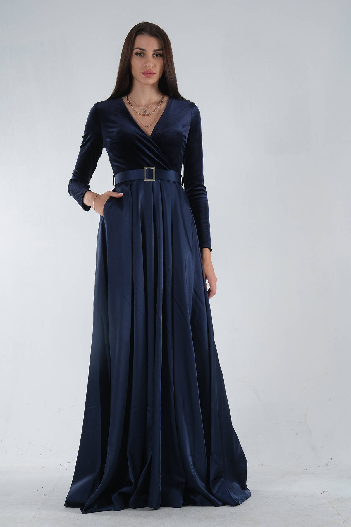 Lacivert Beli Kemerli Üstü Kadife Altı Saten Abiye & Mezuniyet Elbisesi 9704787.02 - Ardanewline