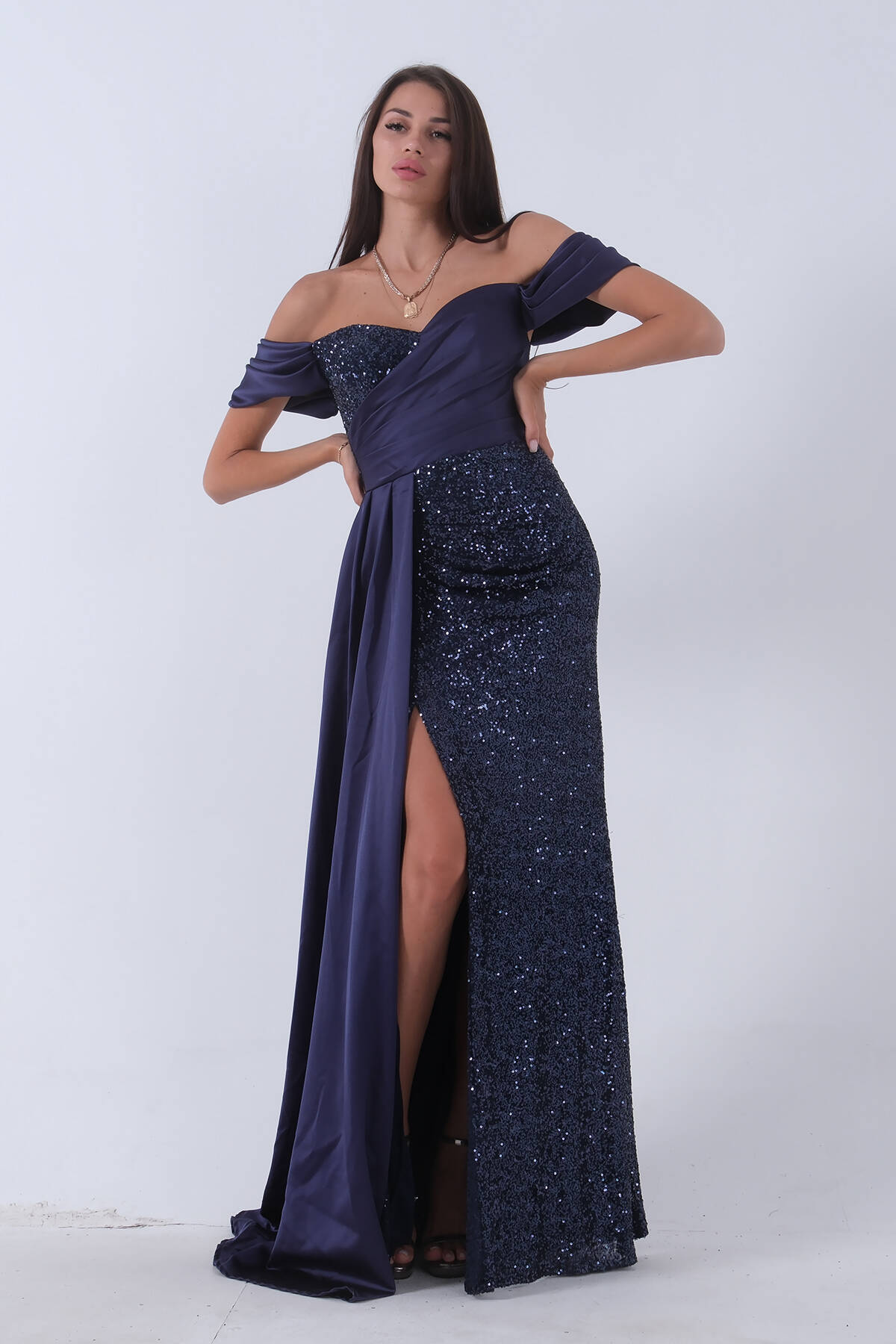 Lacivert Pul Payet Detaylı Yırtmaçlı Abiye 9705321.02 - Ardanewline (1)