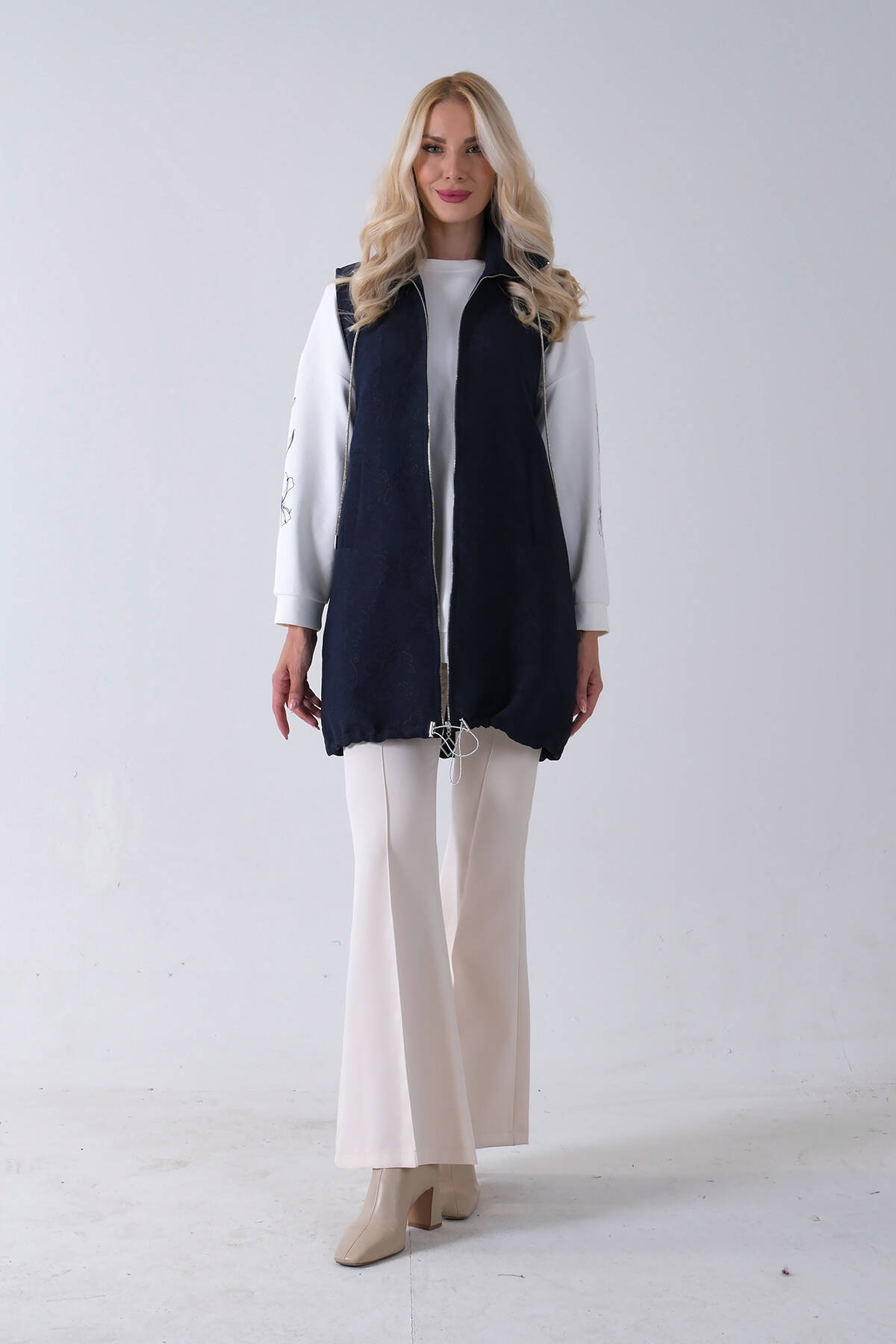 Lacivert Tunik Kolu Çiçek Desenli Yelekli 2'li Takım 940120274.02 - Ardanewline (1)