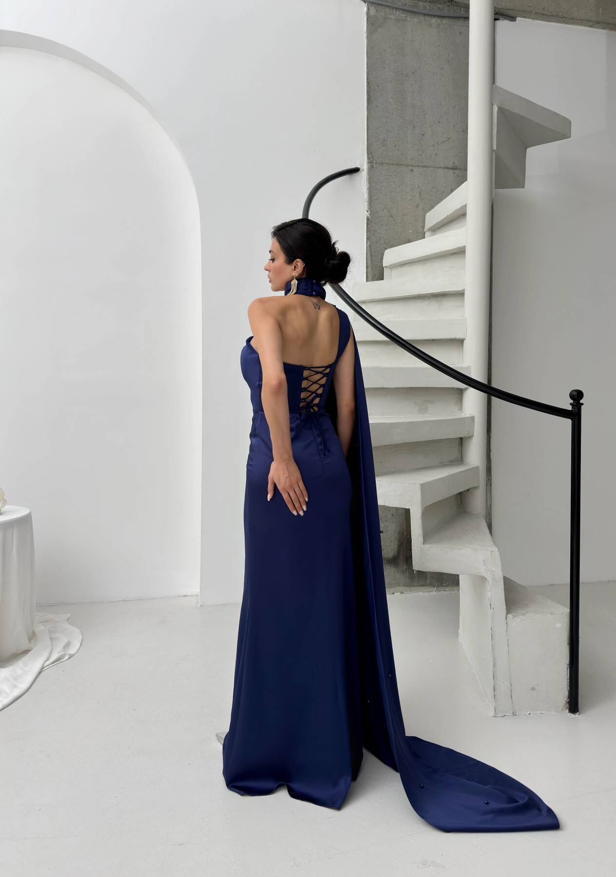 Lacivert Yaka Kuşak Detaylı Tek Omuz Abiye 0801099.02 - Ardanewline (1)