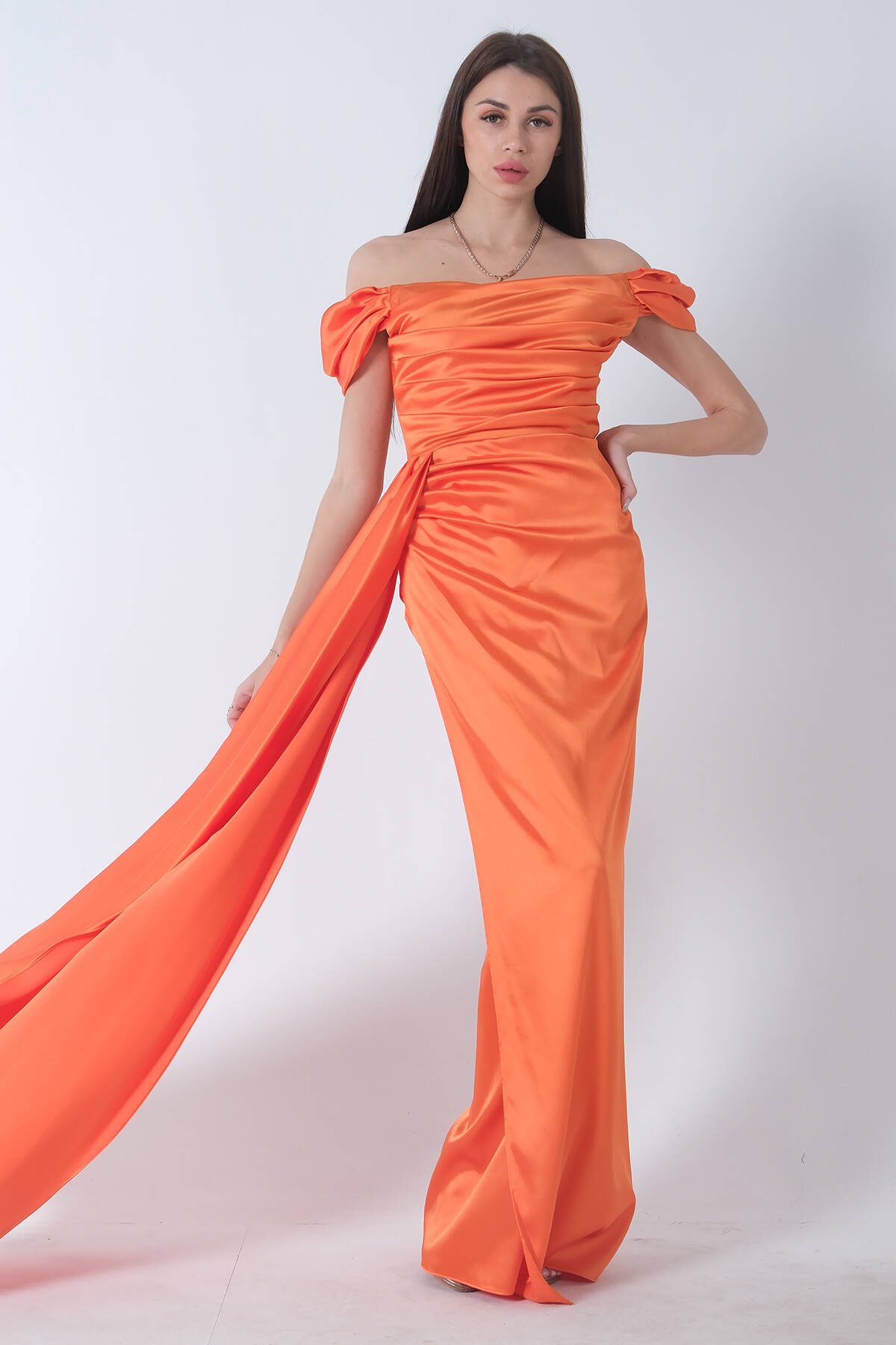 Oranj Drape Detaylı Saten Kumaş Abiye Elbise 9704858.24