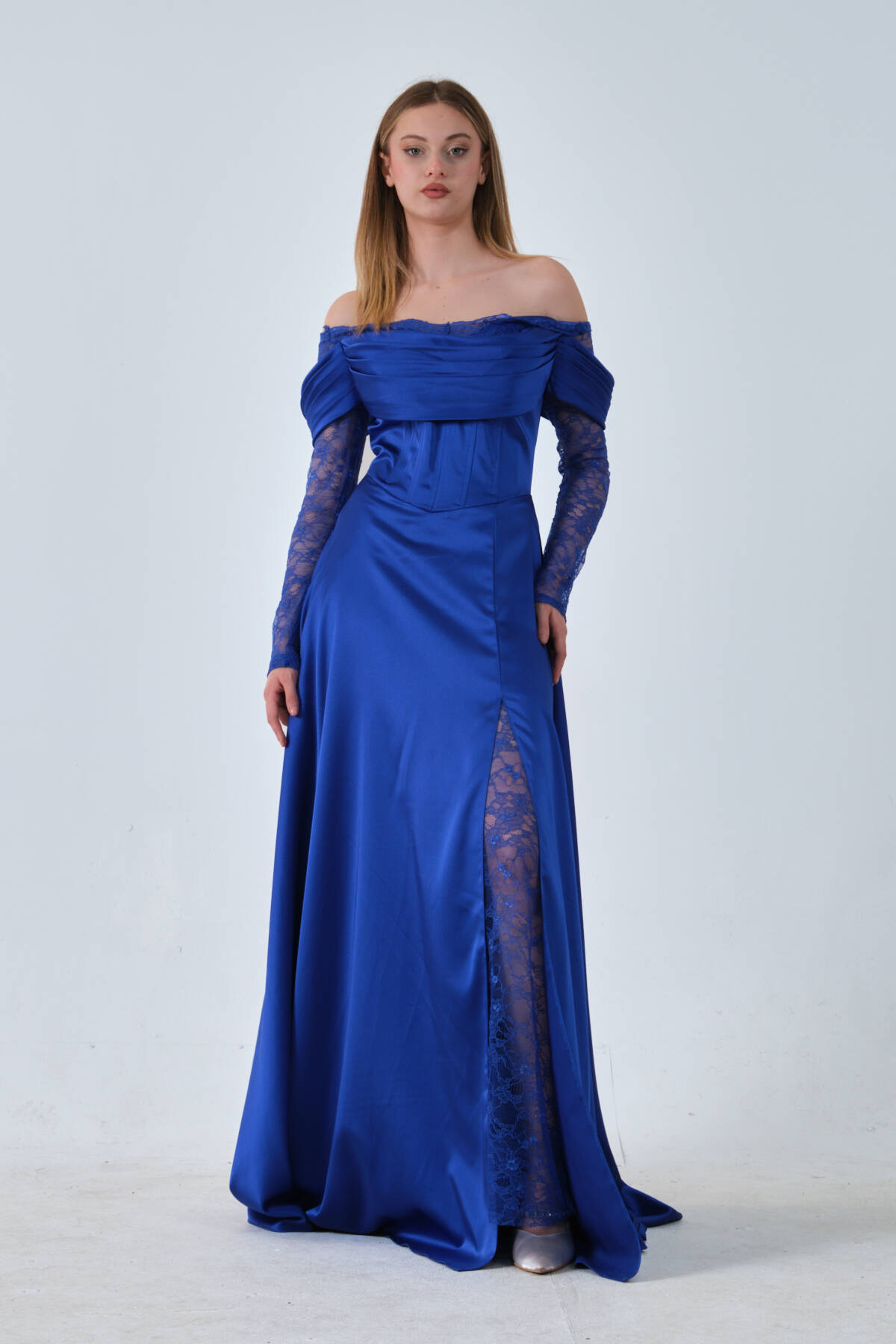 Saks Kolları Dantel Detaylı Drapeli Abiye 9705561.26 - Ardanewline