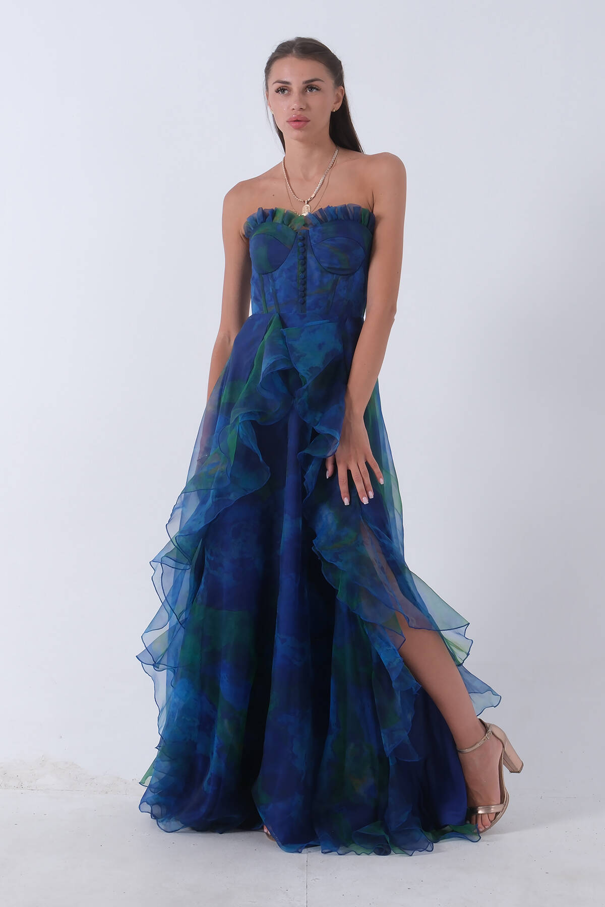 Saks Straplez Yaka Yırtmaçlı Eteği Fırfırlı Abiye 9705163.26 - Ardanewline (1)