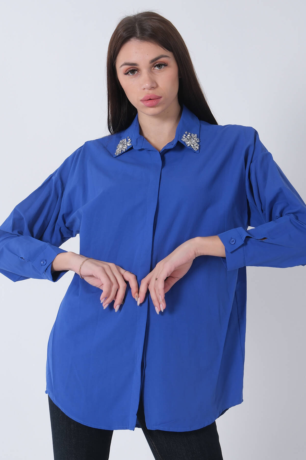 Saks Yakası Taş Detaylı Gömlek 3972505.26 - Ardanewline