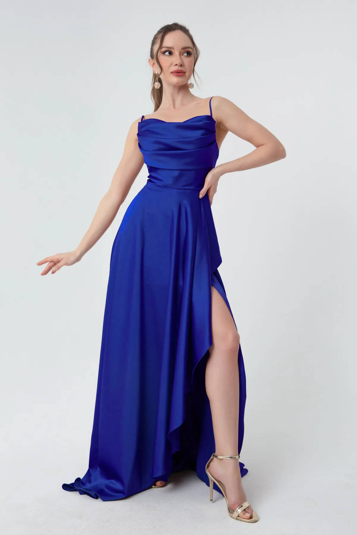 Saks Yırtmaç Detaylı Saten Abiye Elbise 4522348.26 - Ardanewline