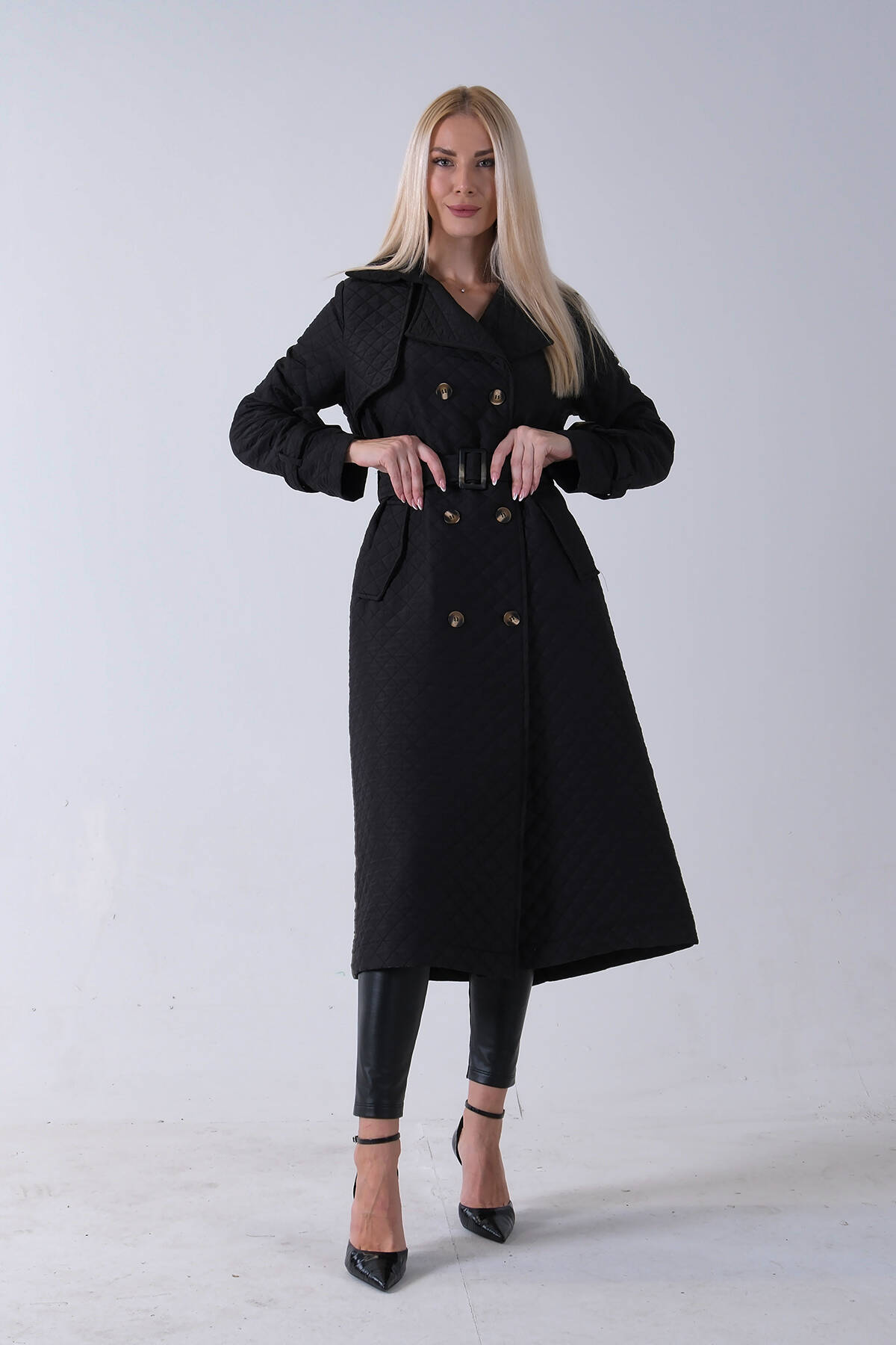 Siyah Beli Kemerli Düğme Kapamalı Kapitone Desenli Trenç 44520205.01 - Ardanewline