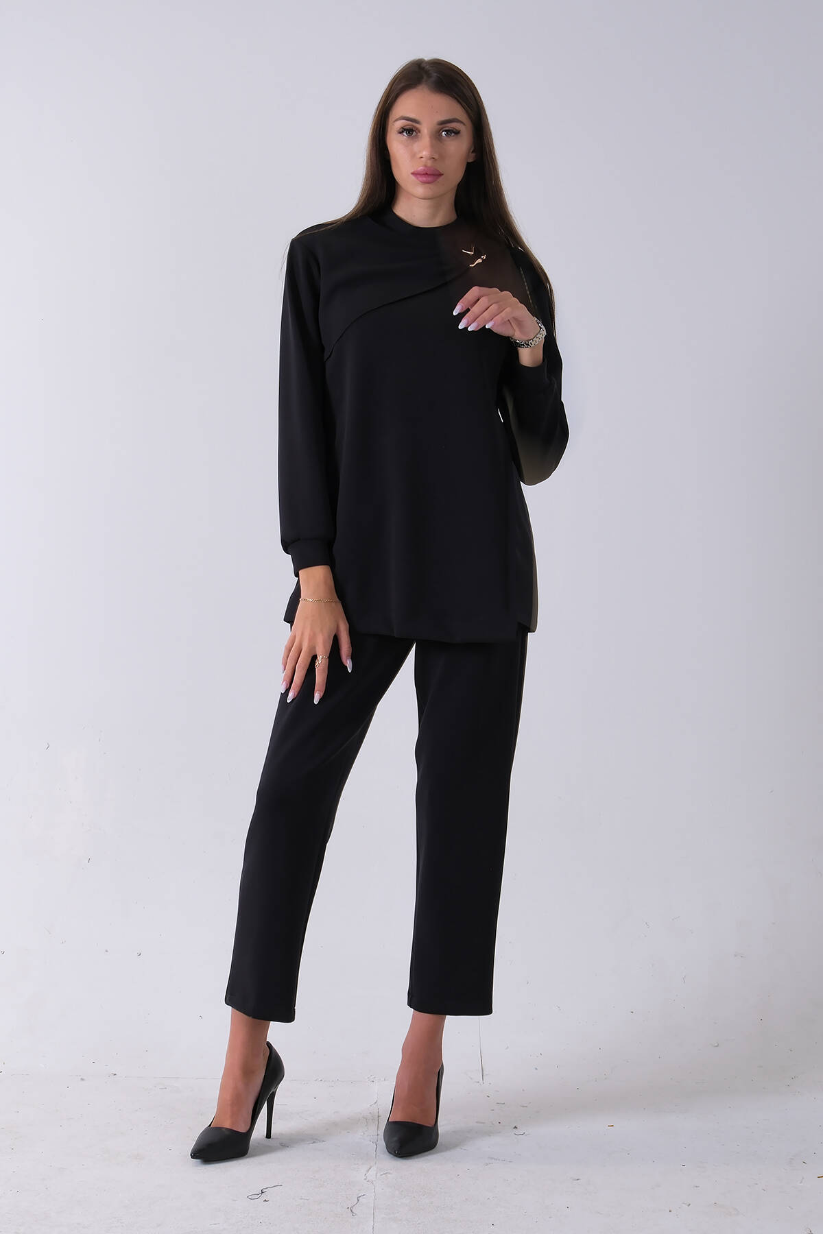 Siyah Bileği Lastikli Tunik Üzeri Detaylı Pantolonlu Takım 4577260.01 - Ardanewline
