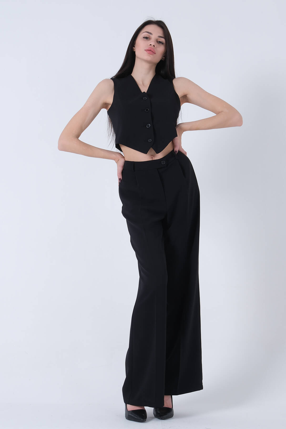 Siyah Ceket-Yelek Pantolonlu 3'lü Takım Elbise 0106324.01 - Ardanewline (1)