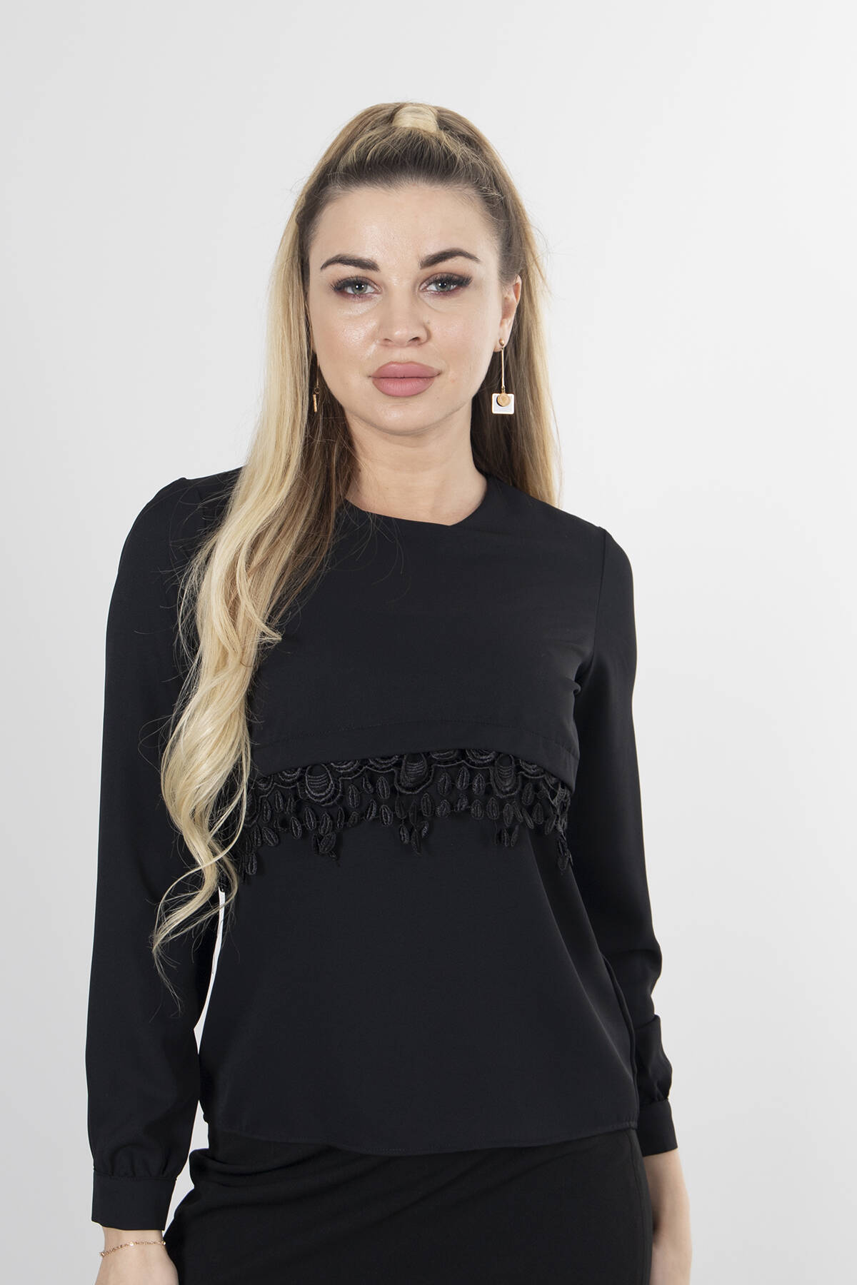 Siyah Dantel Detaylı Şifon Bluz 0806567.01 - Ardanewline (1)