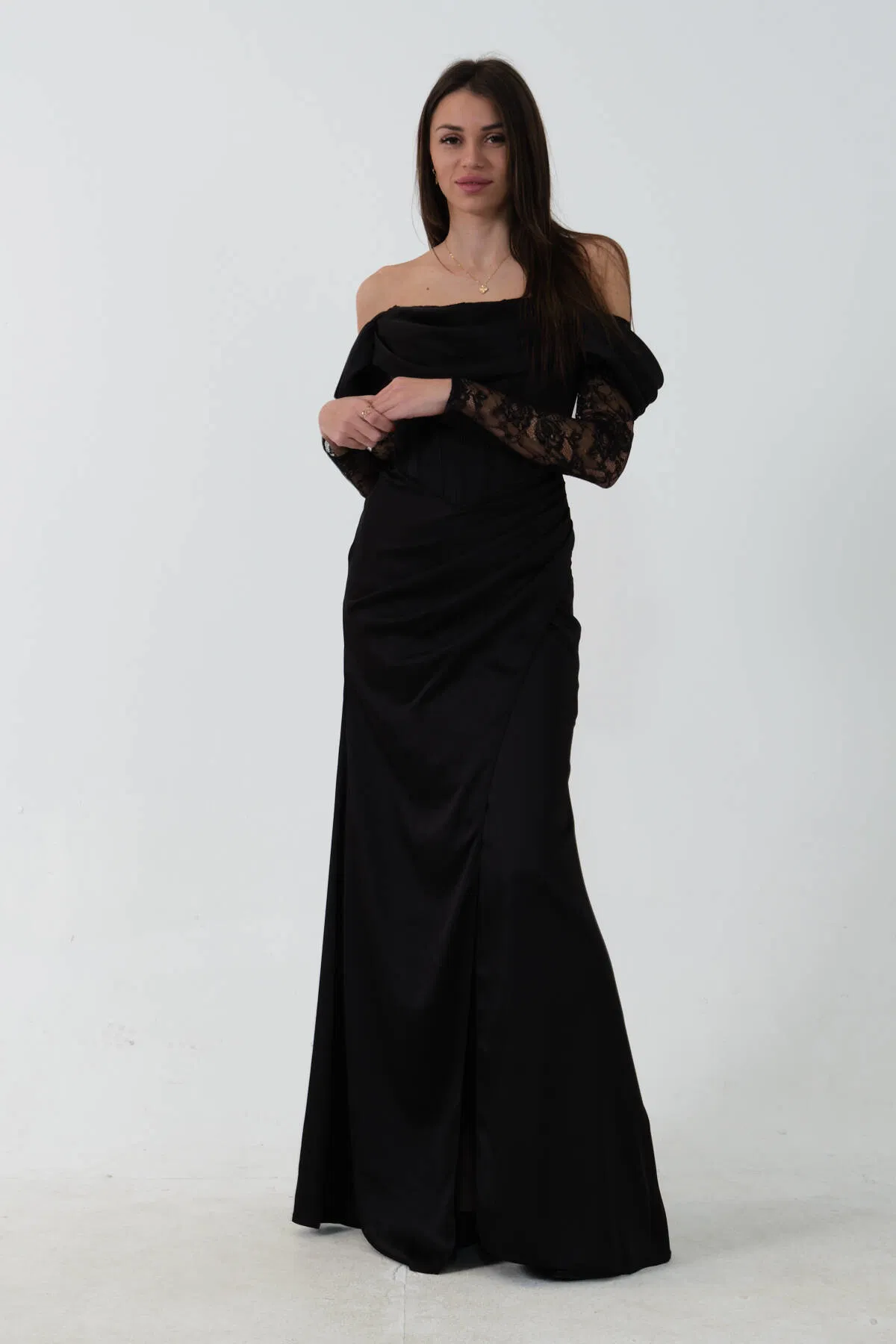 Siyah Düşük Omuz Dantel Kolu Korsajlı Abiye 9705830.01 - Ardanewline