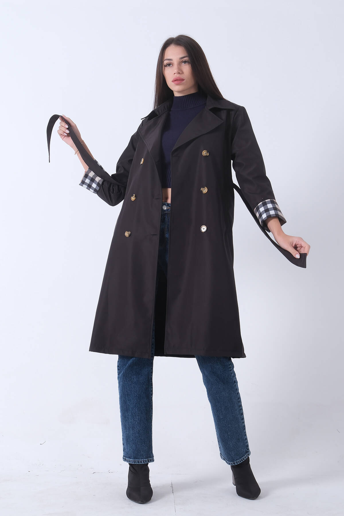 Siyah Ekose Detaylı Düğme ve Kuşaklı Trençkot 0202027.01 - Ardanewline (1)