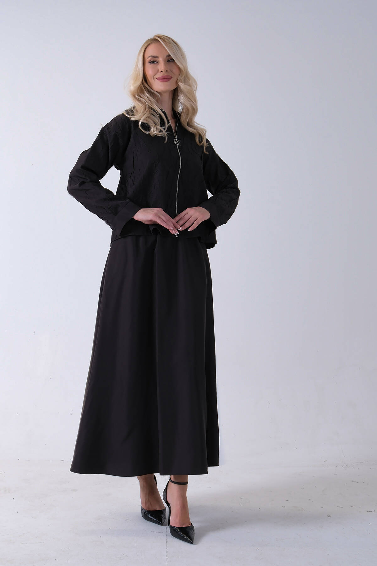 Siyah Fermuar Kapamalı Ceket Üzeri Desenli Etekli Takım 4577259.01 - Ardanewline