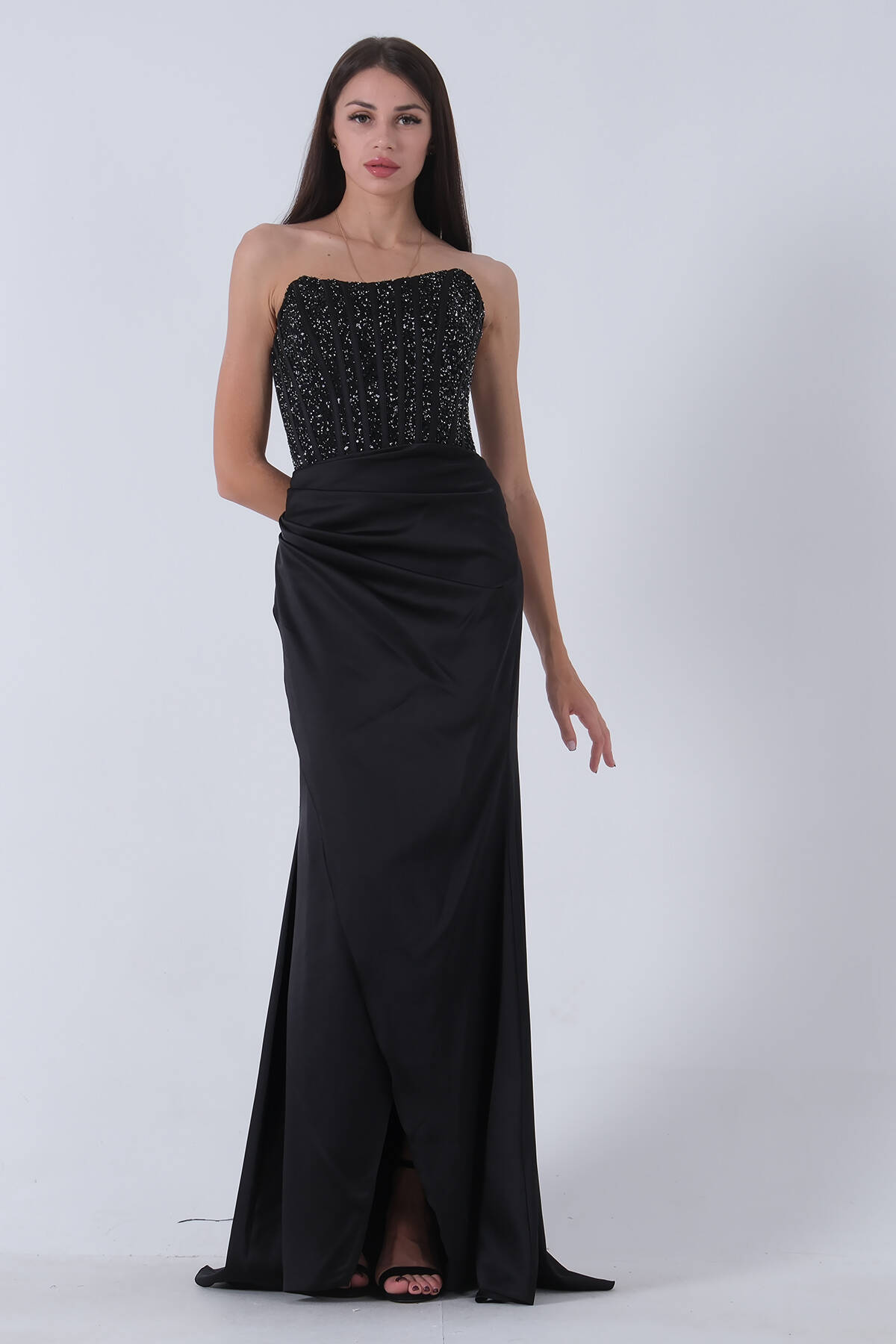 Siyah Göğüs Pul ve Taşlı Saten Abiye 9705294.01 - Ardanewline (1)