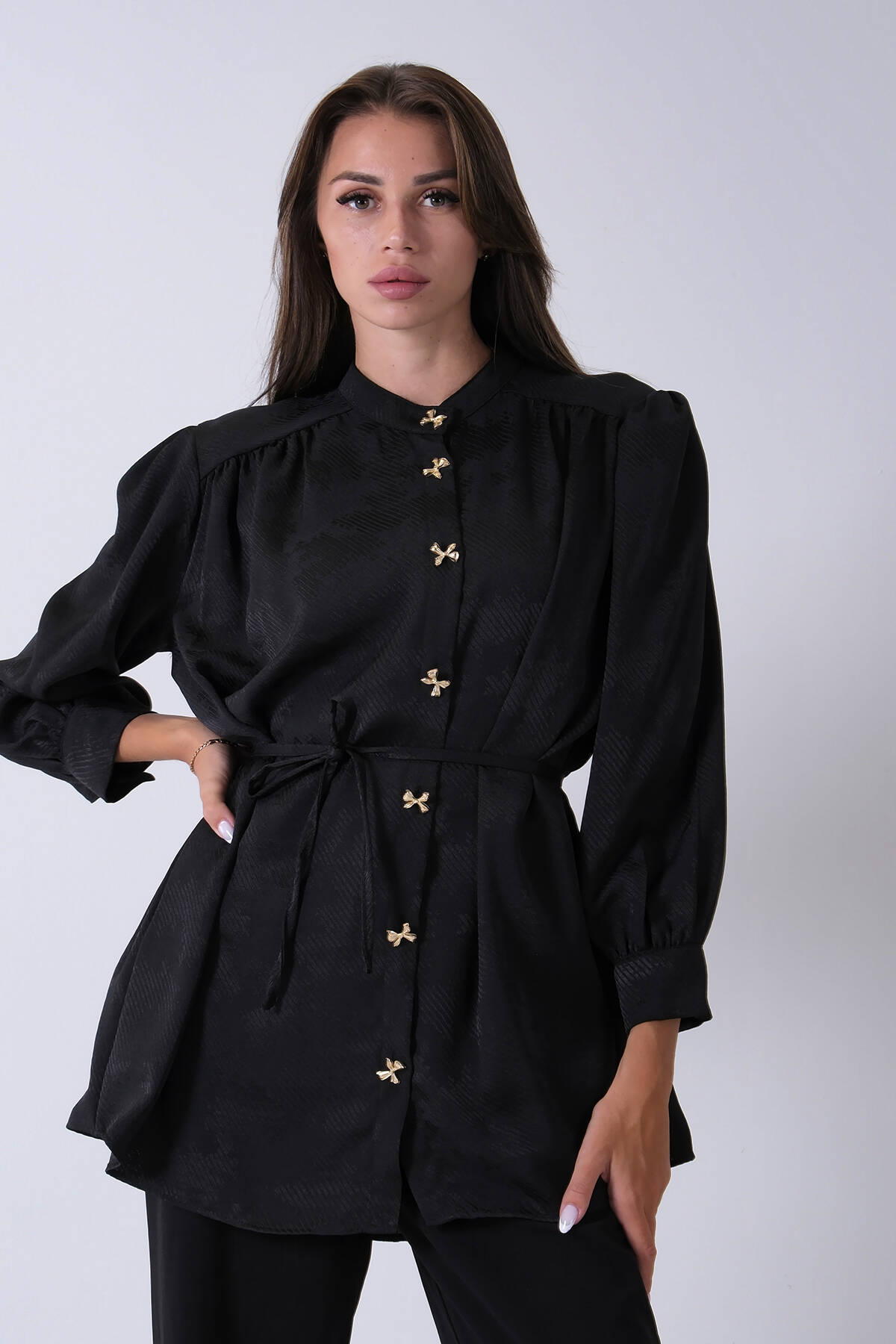 Siyah Hakim Yaka Bel Bağlamalı Desenli Tunik 4595333.01 - Ardanewline