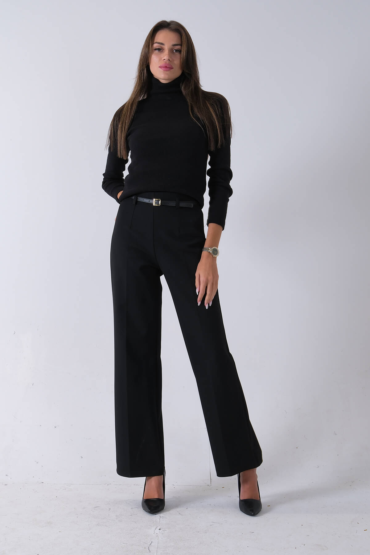 Siyah İnce Kemerli Cepsiz Bol Paça Uzun Pantolon 03030306.01 - Ardanewline (1)