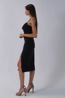 Siyah İp Askılı Yırtmaç Detaylı Midi Boy Abiye 0801078.01 - 4